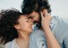 Pearle Maaney enjoys beach day with hubby Srinish Aravind; flaunts baby bump in adorable new photos