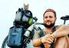 Stray cat accompanies Scottish man on a solo bike trip across the world
