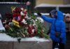 Dozens still laying flowers for Navalny despite risk of arrest – highlighting opposition leader’s impact | World News