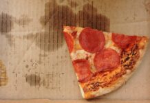 The man who wanted hot pizza mid-flight