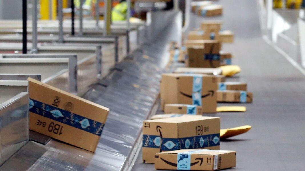 skynews-amazon-parcel_6949147.jpg
