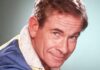 Actor and comedian Stanley Baxter dies | UK News