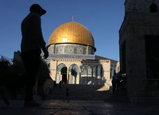 Israel bans Jerusalem’s grand mufti from Al-Aqsa Mosque for one week | Israel-Palestine conflict News