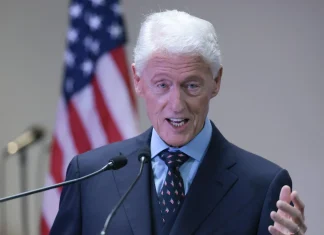 Bill Clinton quotes Quran and condemns anti-Muslim rhetoric | Politics